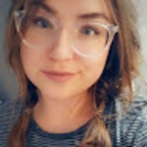 Meet your Posher, Angie